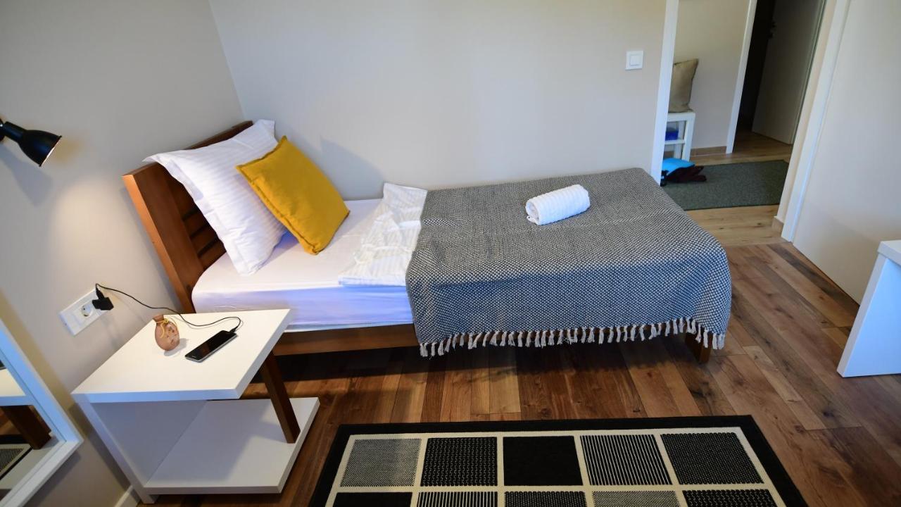 Apartmani Zagi Раковица Екстериор снимка